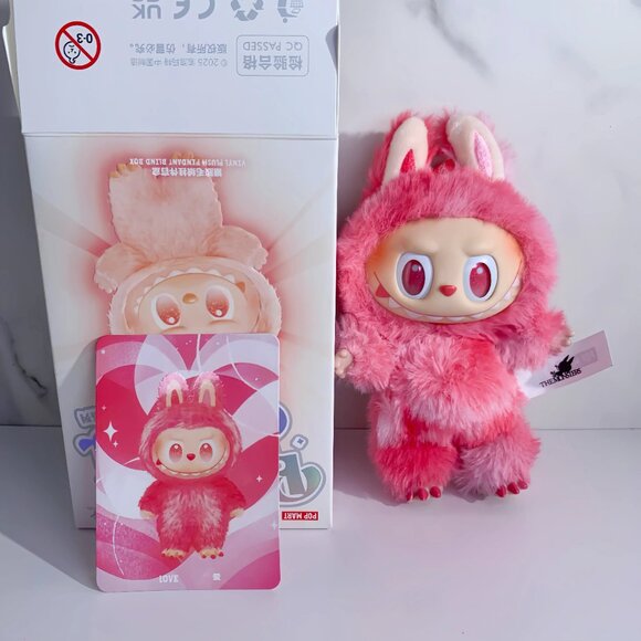 Big into Energy Labubu V3 Love - Picture 1 of 8